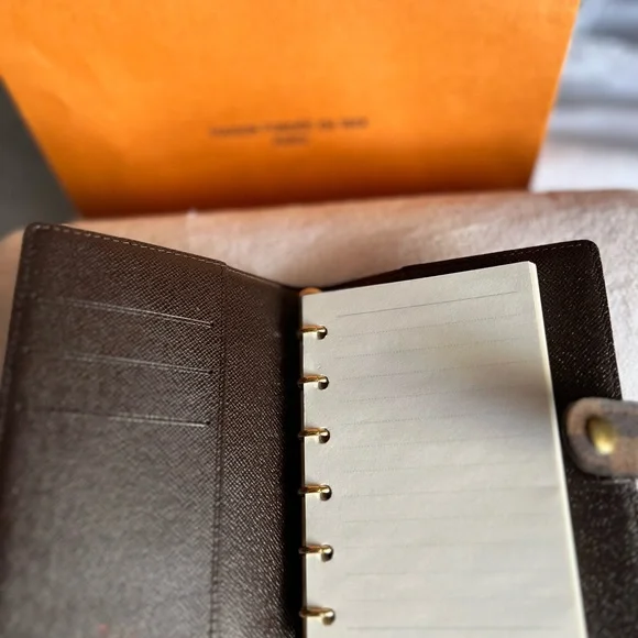 Louis Vuitton DAMIER Unisex Agenda Cover - Picture 5 of 10